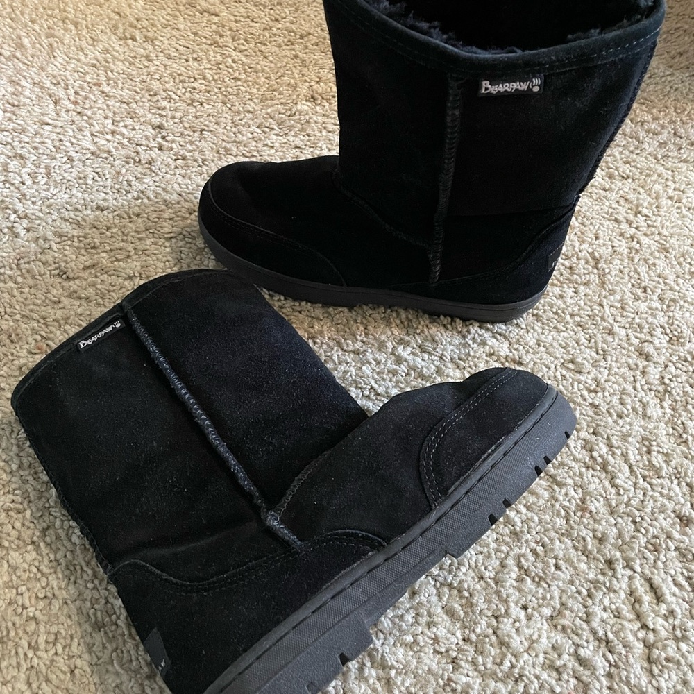 BearPaw Classic Black Winter Boots